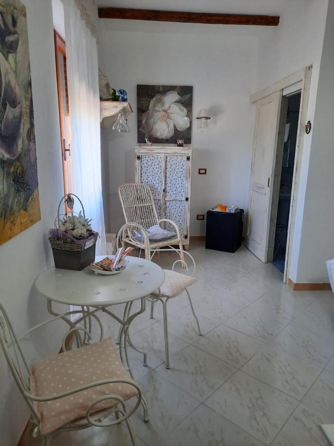 Bentu e Sole Villa Fertilia Bagian luar foto