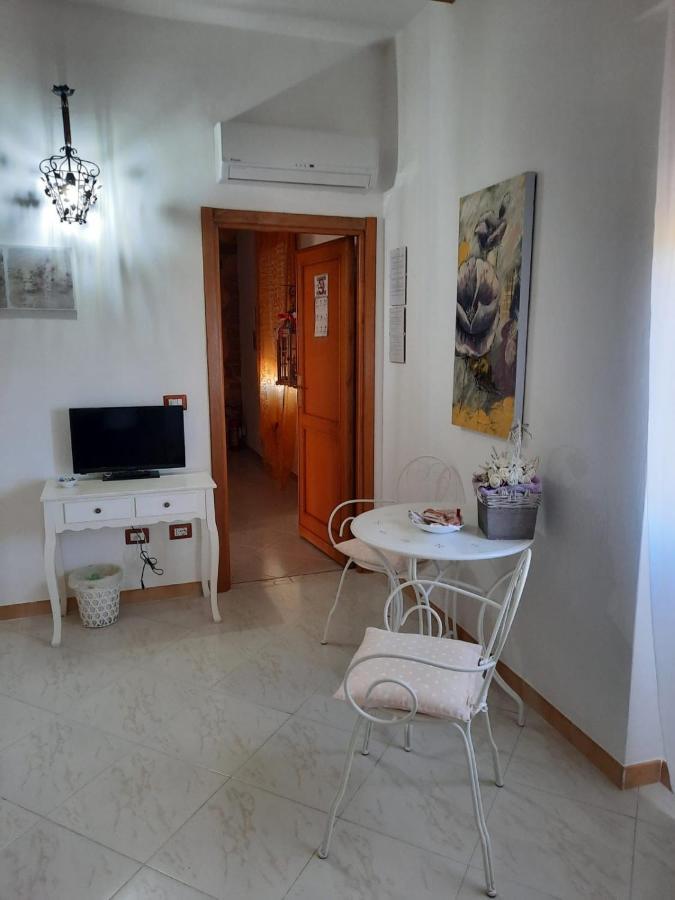 Bentu e Sole Villa Fertilia Bagian luar foto