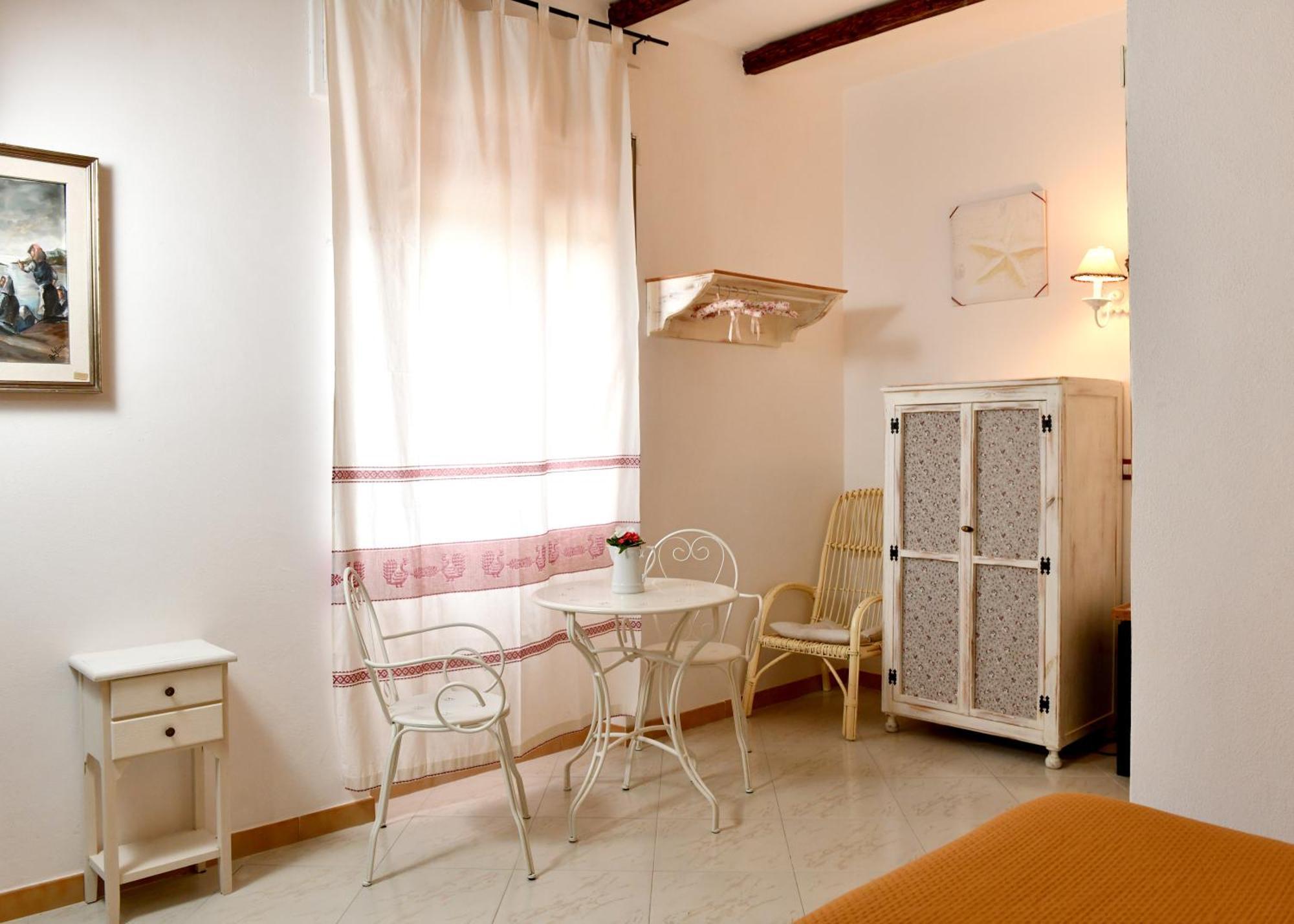 Bentu e Sole Villa Fertilia Bagian luar foto